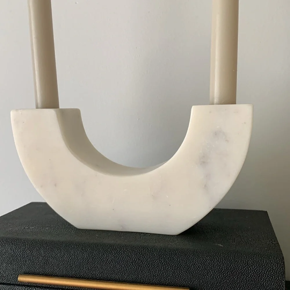 NWT*Threshold Marble taper‎ candle holder short*White